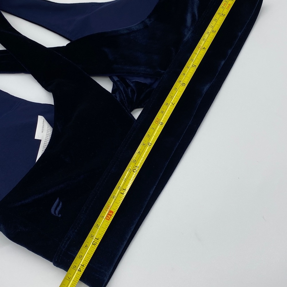 Fabletics New Without Tag Oasis Twist Size Medium… - image 8